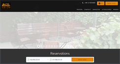 Desktop Screenshot of momotownhostel.com